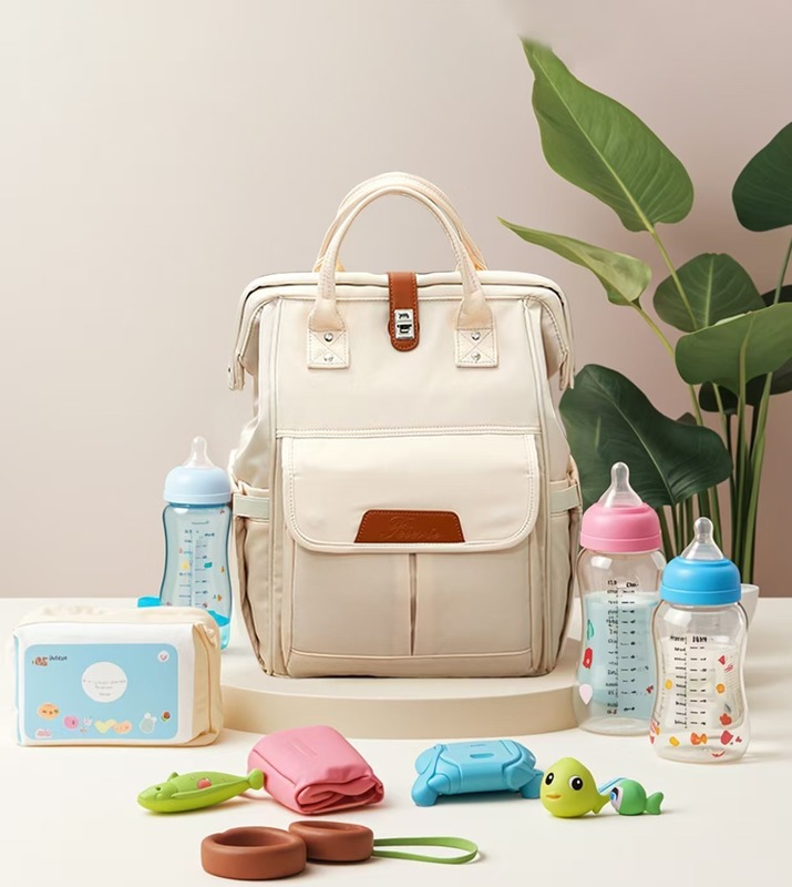 Mantenha seu leite materno seguro e protegido em suas viagens com esta mochila de maternidade à prova d'água com armazenamento isolado