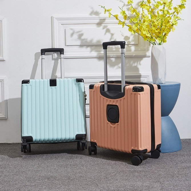210D Polyester Lining Carry-On Waterproof Anti-scratch Travel Suitcase with Multi-functional Design and Cup Holder
