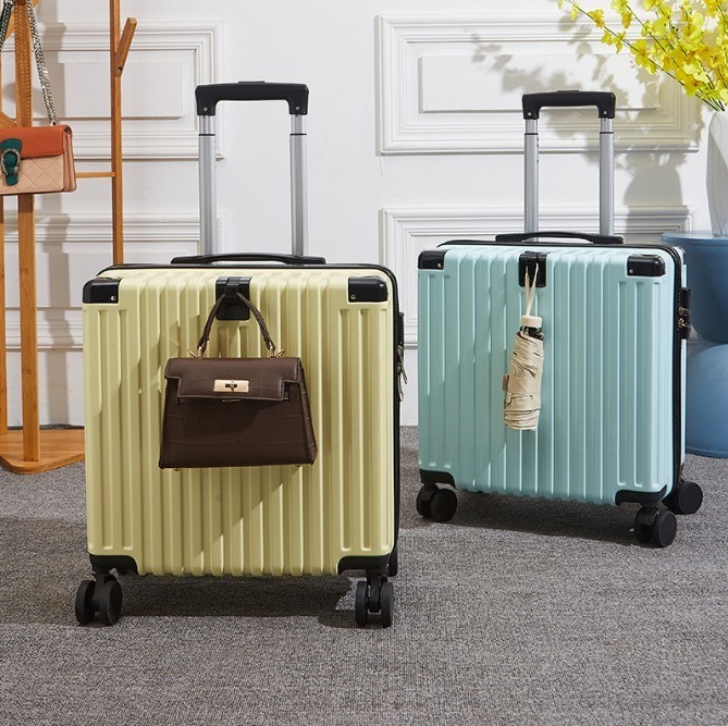 210D Polyester Lining Carry-On Waterproof Anti-scratch Travel Suitcase with Multi-functional Design and Cup Holder