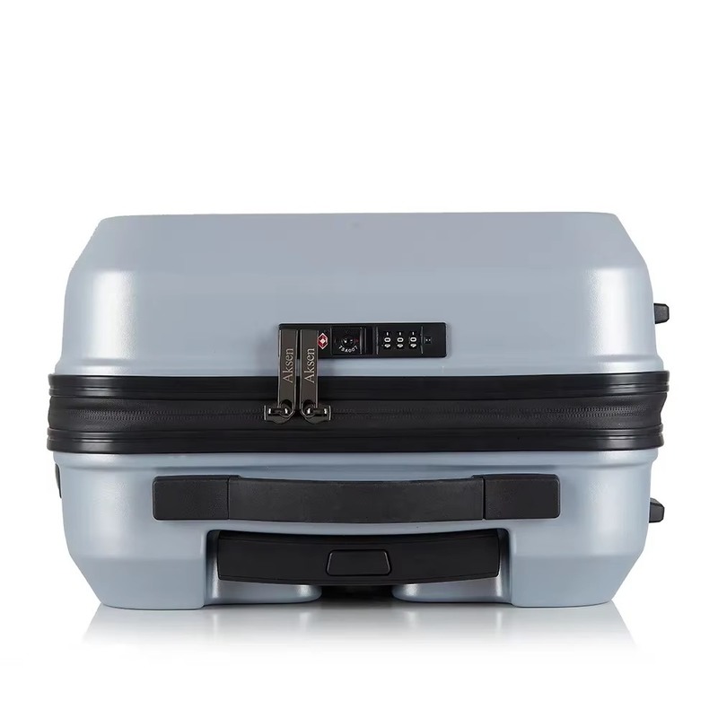 Upgrade Your Travel Experience Business Carry-On Luggage with Silent Spinner Wheels Password Lock Lightweight Luxury